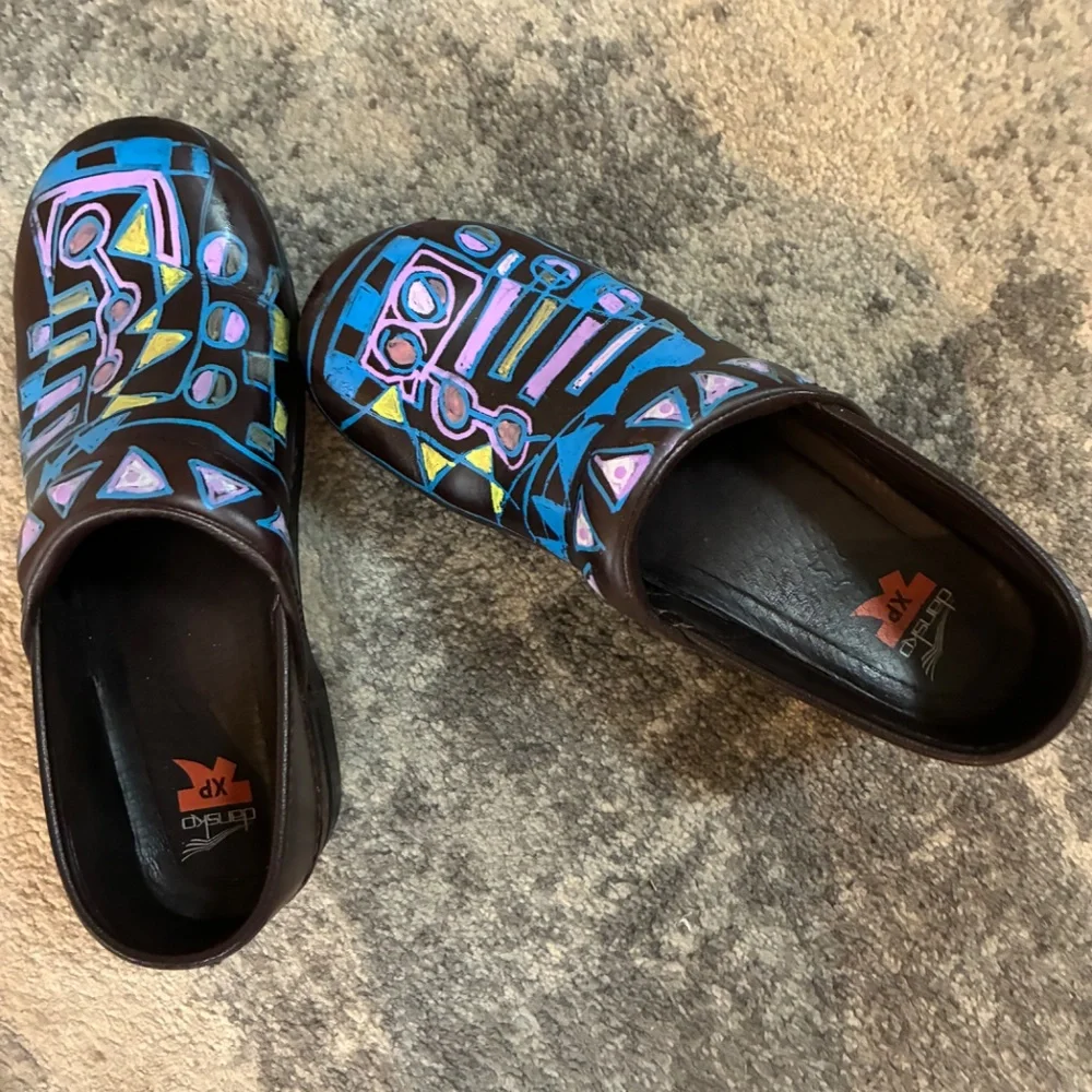 Hand Painted Danskos Womens Size 11 - Picture 2 of 8